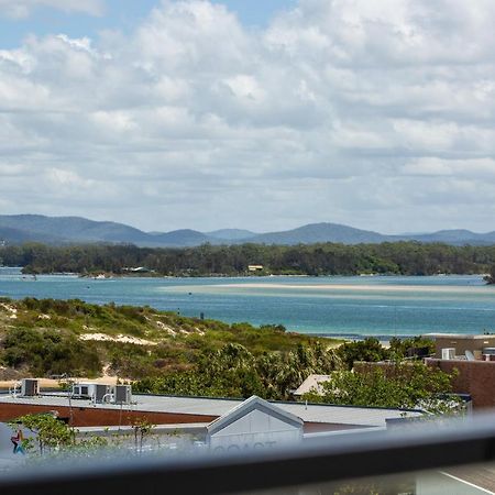 Astina Suites, Forster Luaran gambar