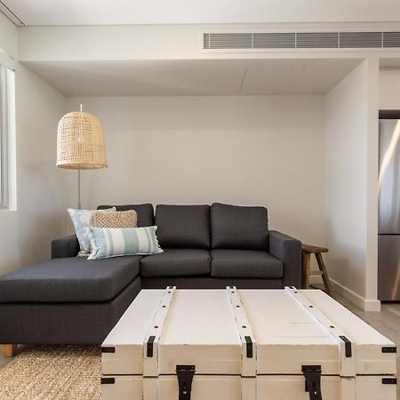 Astina Suites, Forster Luaran gambar