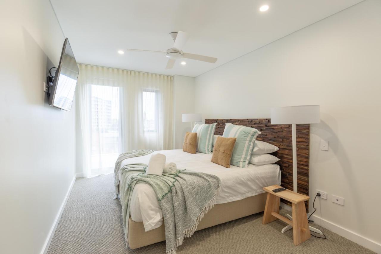 Astina Suites, Forster Luaran gambar